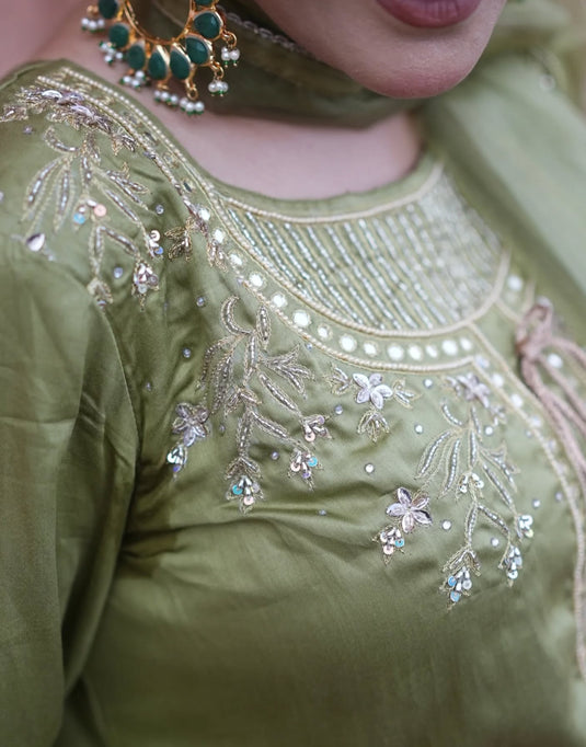 Elegant Aari Light Green Embroidery Suit