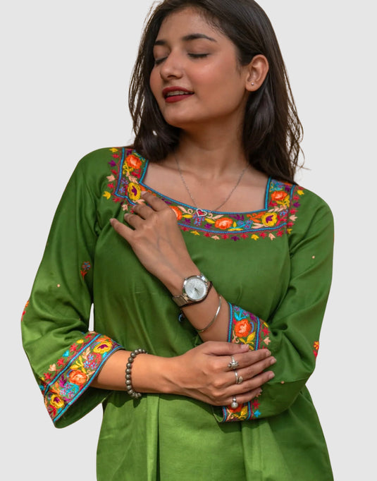 Green Aari Embroidered Co-ord Set