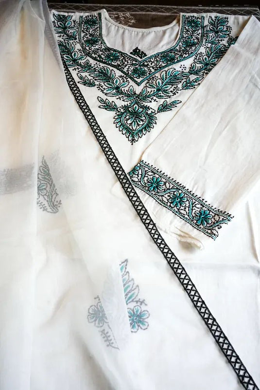 Elegant cream Aari chikankari hand Embroidery Suit Ready to ship