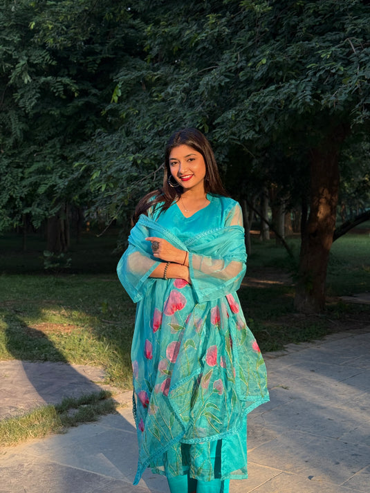 Handpainted and Aari hand embroidered Suit